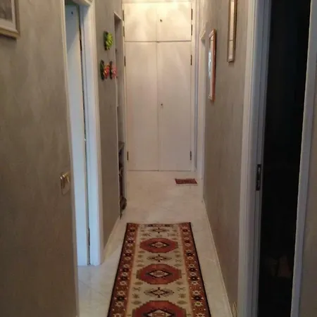 Ampio Apartman *