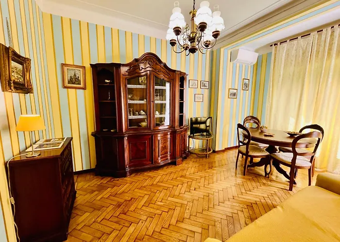 Ampio Διαμέρισμα *